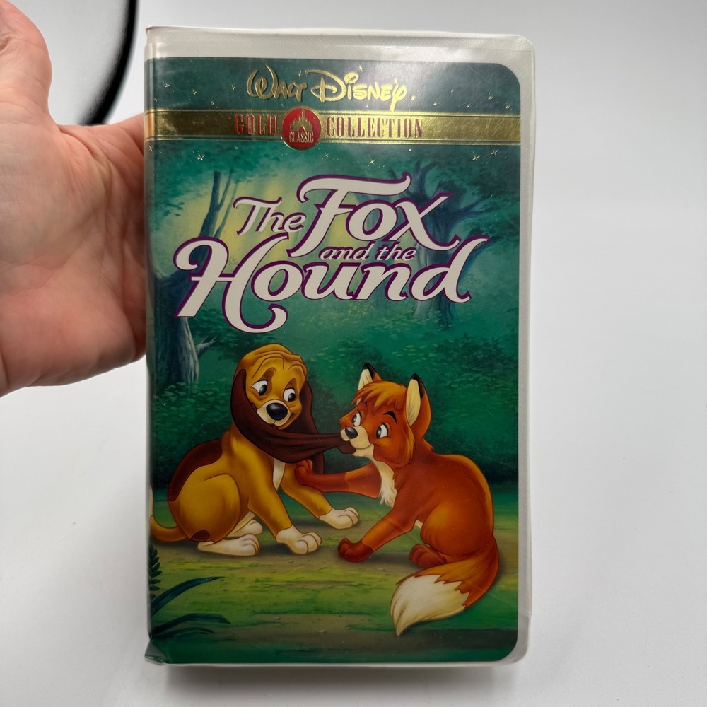Disney Walt Disney Gold Classic Collection The Fox and The‎ Hound VHS Movie
